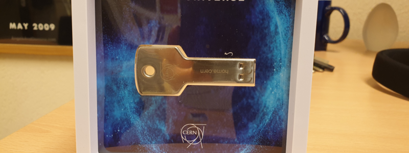 32 GB USB Thumbdrive